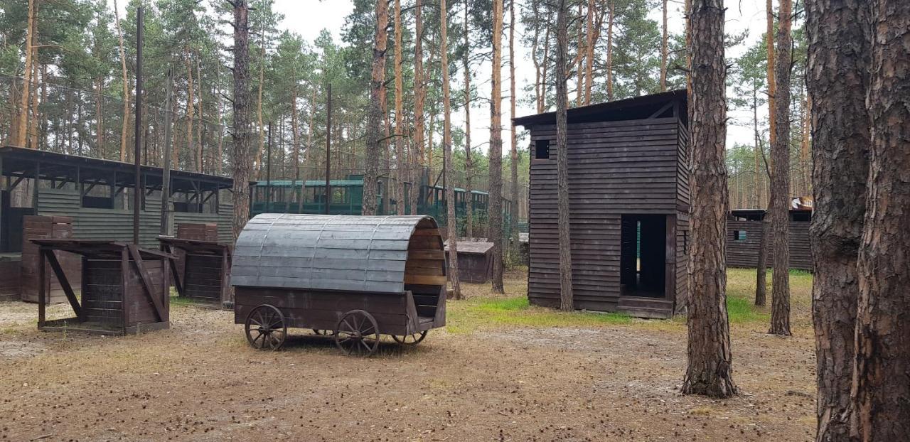 Pirnove Загородный Комплекс Fort Pirnov Park المظهر الخارجي الصورة