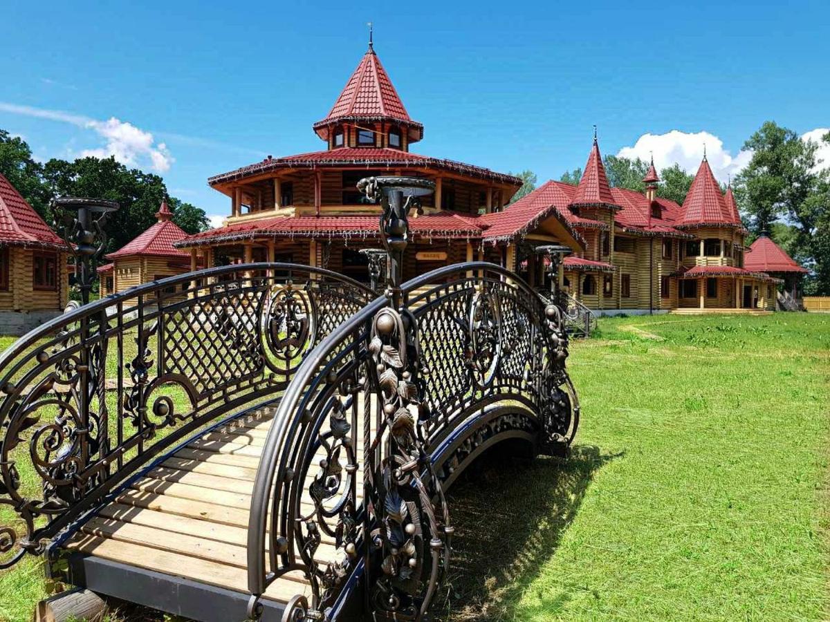 Pirnove Загородный Комплекс Fort Pirnov Park المظهر الخارجي الصورة