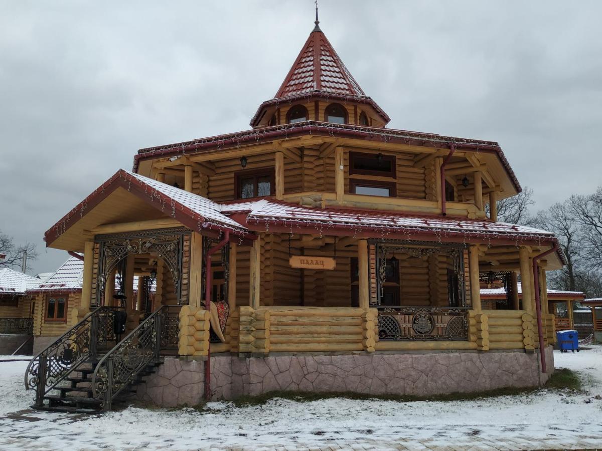 Pirnove Загородный Комплекс Fort Pirnov Park المظهر الخارجي الصورة